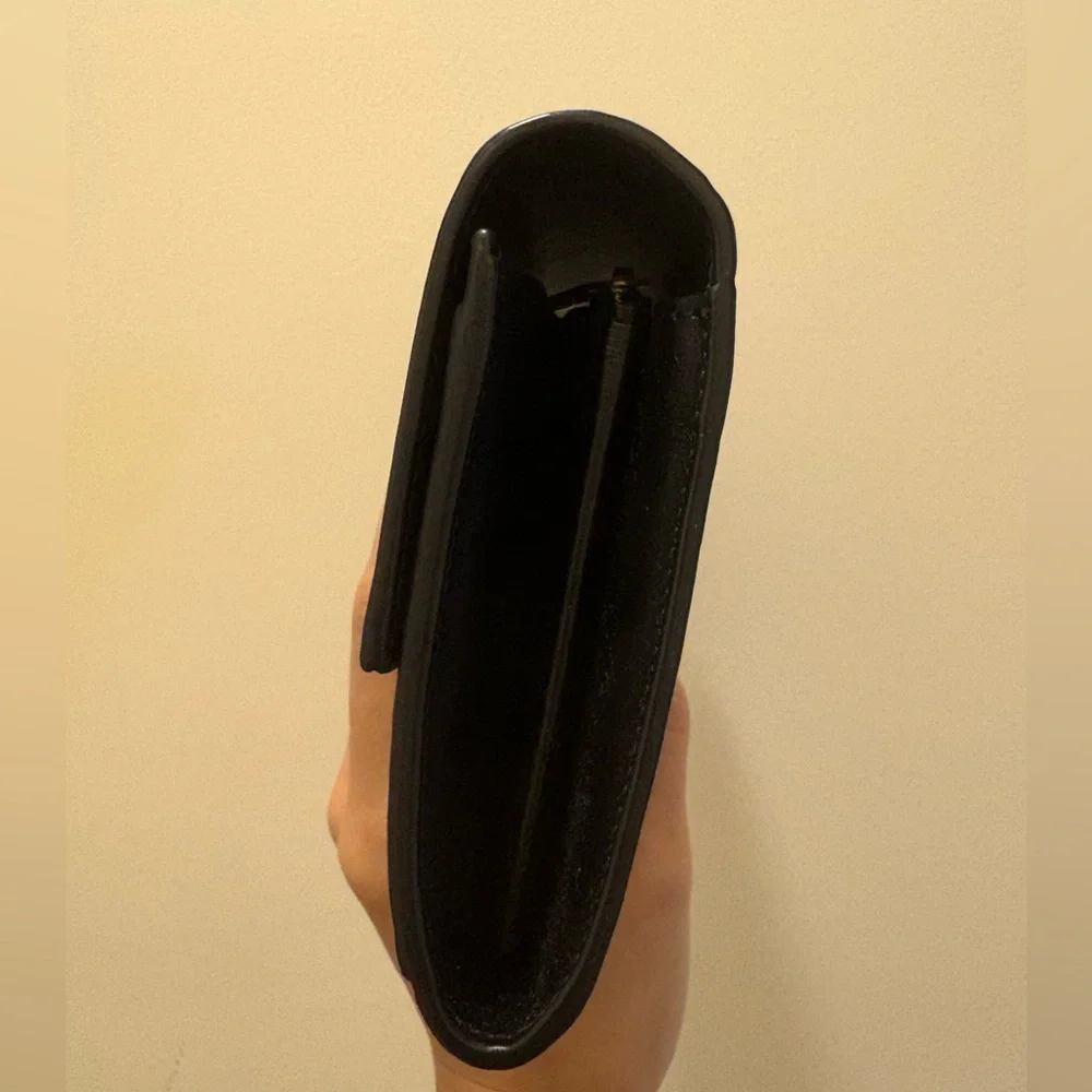 🚫SOLD🚫 SAINT LAURENT Calfskin Bellechasse Flap Clutch Wallet - Picture 8 of 10